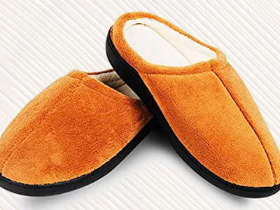 Zapatillas de estar por casa de gel Confort Slippers color marron, marca Gruposhop. Suavidad y bienestar, antideslizantes